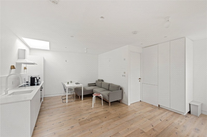 Eade Road, London, N4