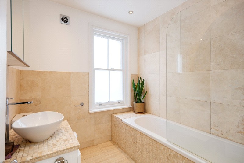 Smeaton Road, London, SW18