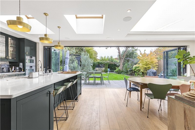 Lowther Road, Barnes, London, SW13