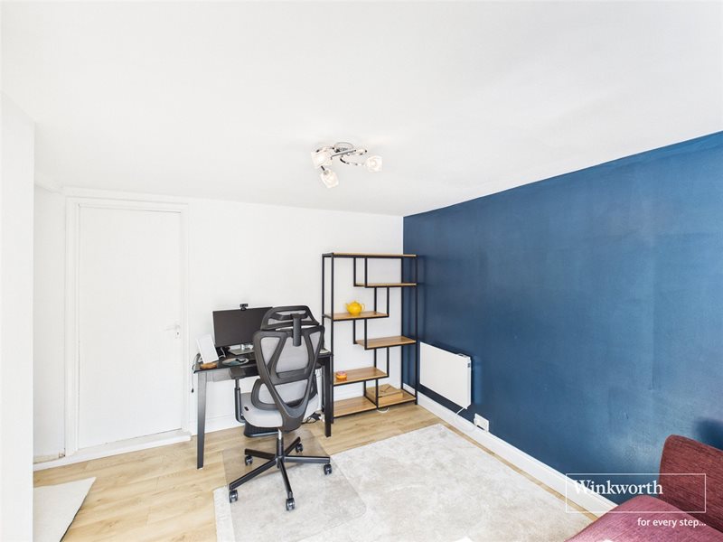 Highdown Avenue, Emmer Green, Reading, Berkshire, RG4