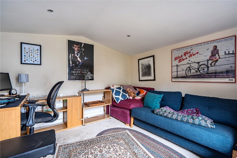 Hamlash Lane, Frensham, Farnham, Surrey, GU10