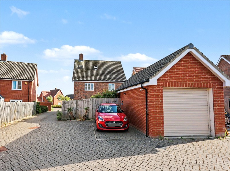 Lansdowne Drive, Poringland, Norwich, Norfolk, NR14