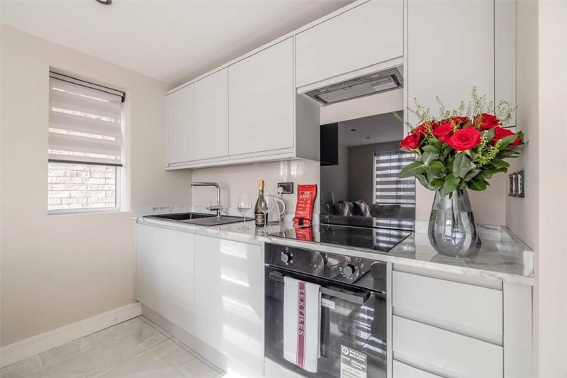 Hewlett Place, Bagshot, Surrey, GU19