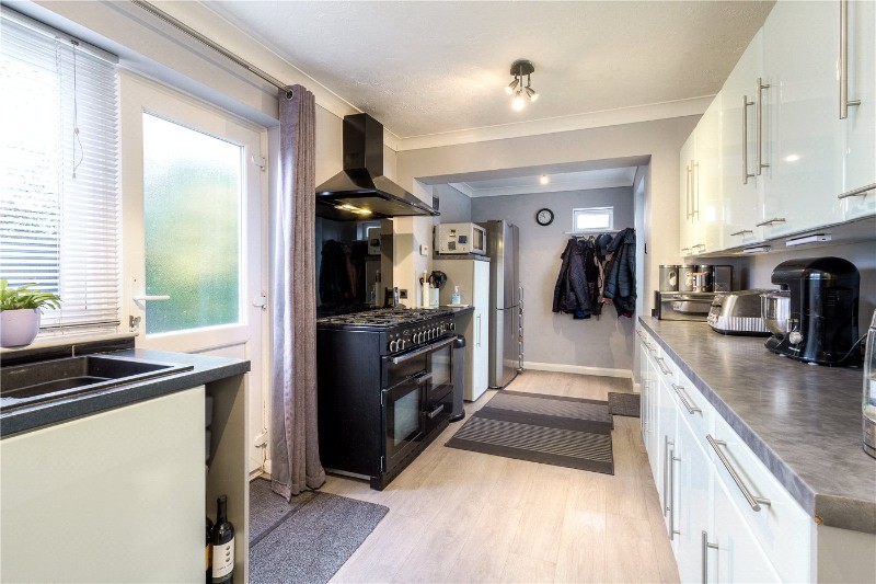 Highlands Avenue, Northampton, NN3