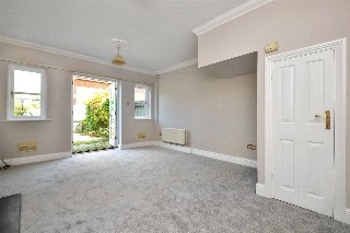 Cornes Close, Winchester, SO22