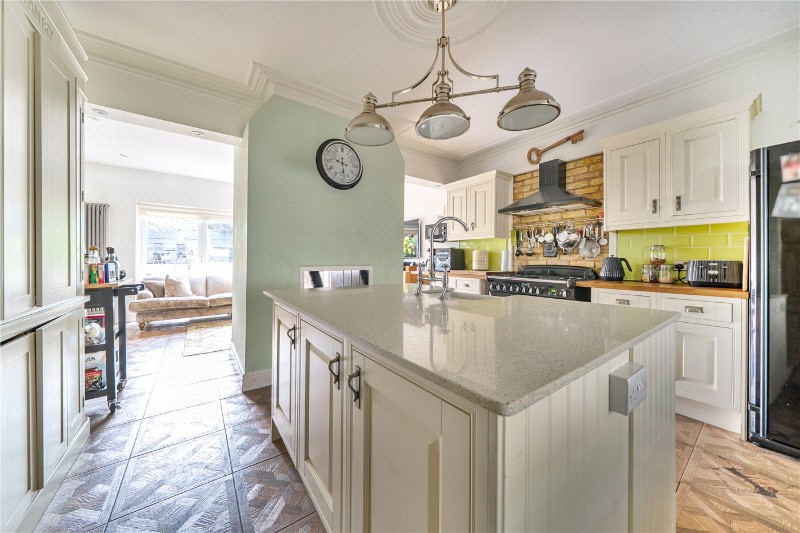 Recreation Avenue, Leigh-on-Sea, Essex, SS9