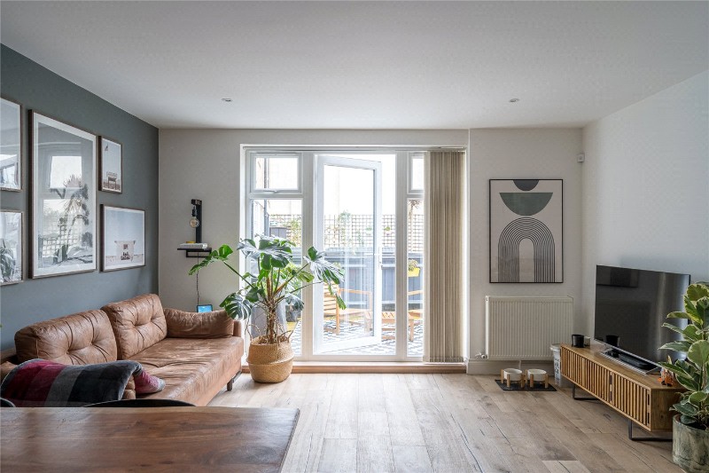 Nicholls Mews, London, SW16