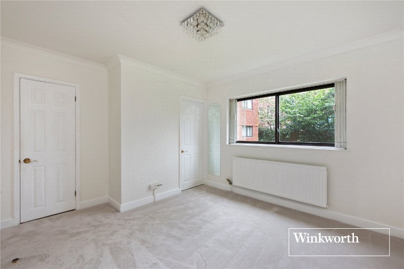 Spencer Close, Finchley, London, N3