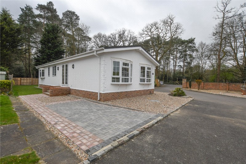 Pinewood Park, Wokingham, Berkshire, RG40