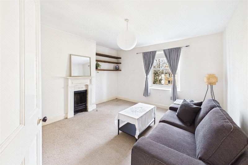 Kirkstall Road, London, SW2