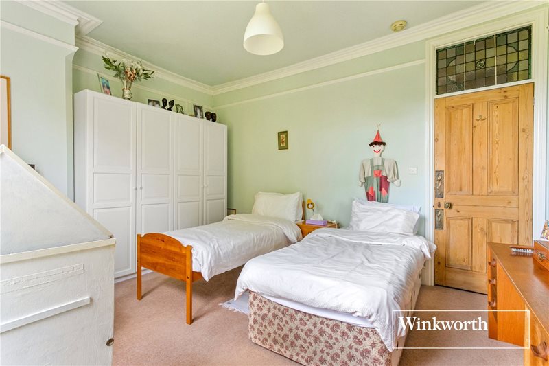 Grove Avenue, Finchley, London, N3