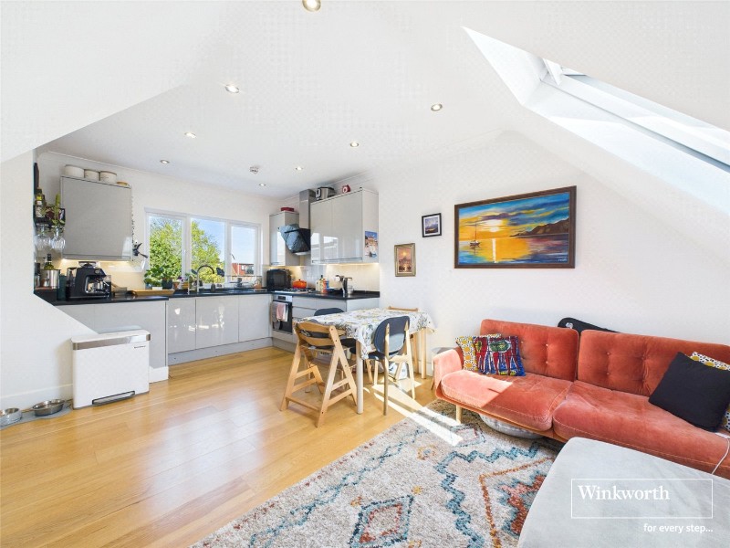 Egerton Gardens, Hendon, LondonFlat 4, 5 Egerto, NW4