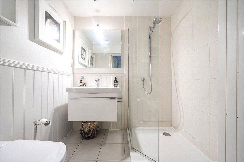 Lavender Lane, Rowledge, Farnham, Surrey, GU10