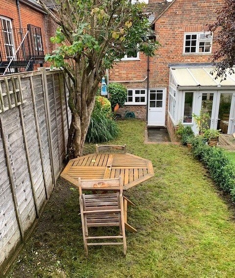 West Street, Farnham, Surrey, GU9