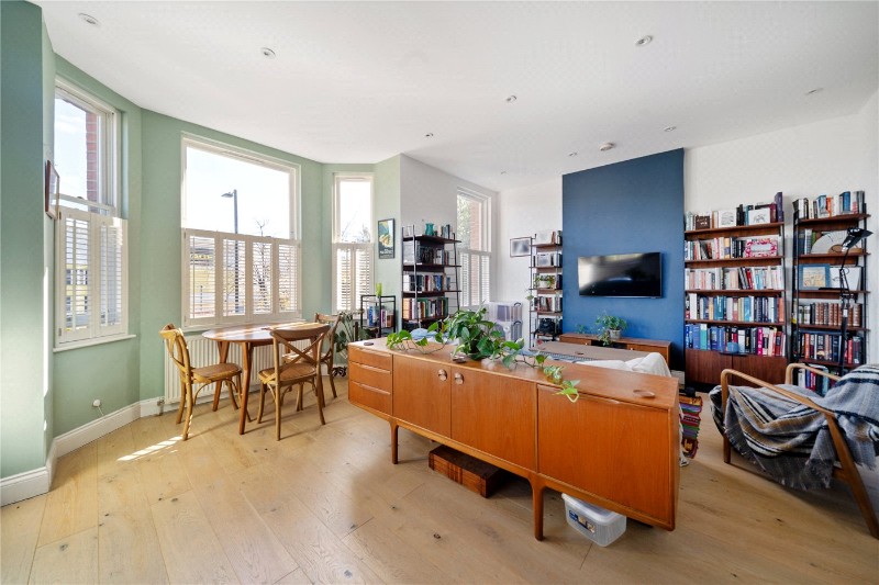 Knights Hill, West Norwood, London, SE27