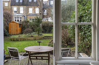 West Bank, London, N16