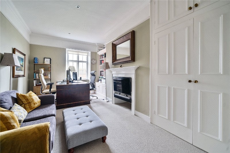 Croft Lane, Crondall, Farnham, Hampshire, GU10