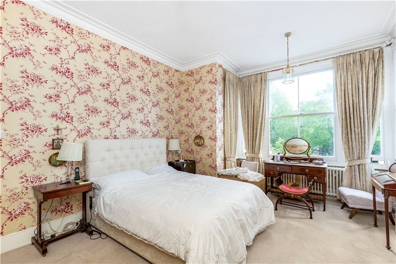Castelnau, Barnes, London, SW13