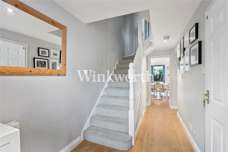 Westminster Drive, London, N13