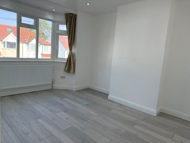 Reeves Avenue, Kingsbury, London, NW9