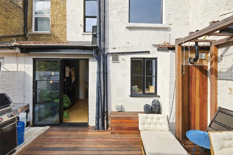 Albion Road, London, N16