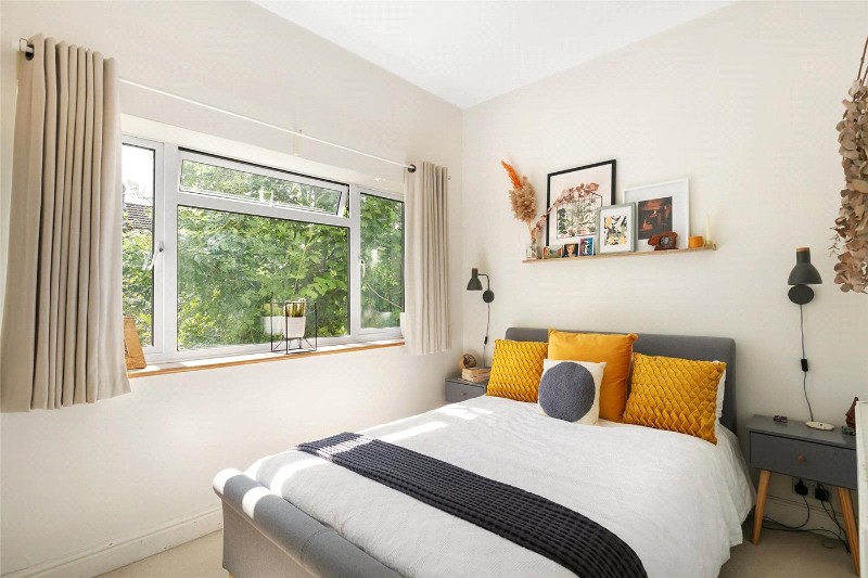 Versailles Road, London, SE20