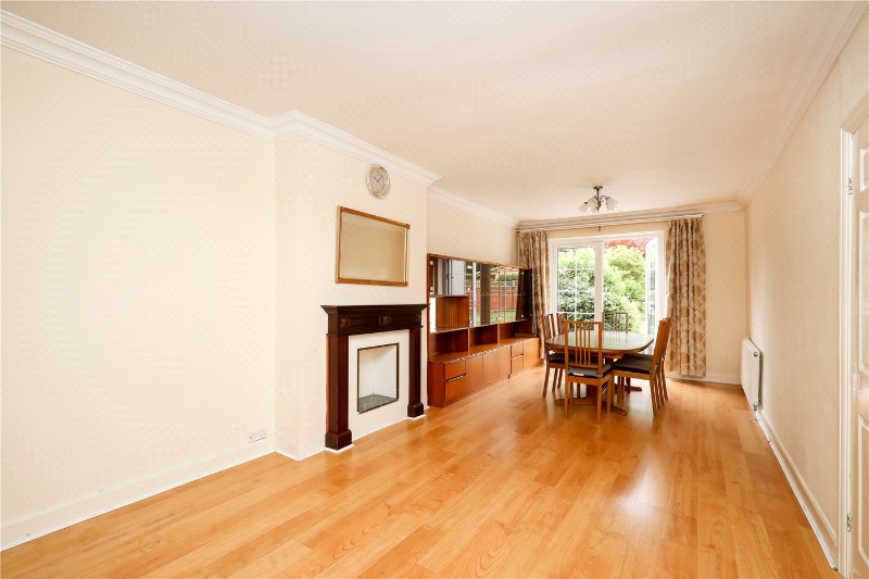 Rosemont Road, London, W3