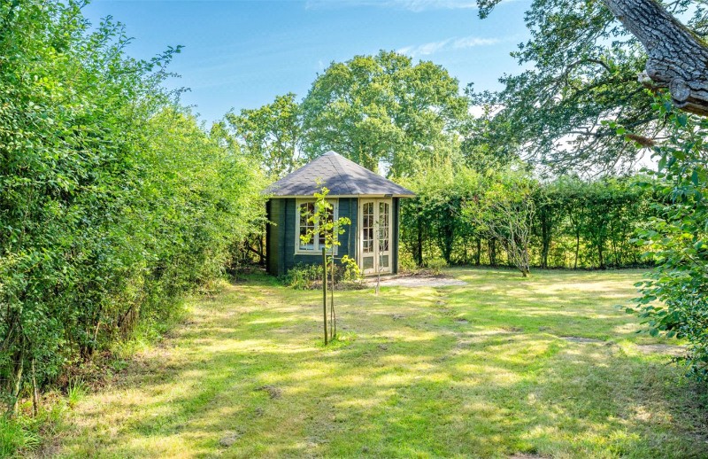 Holt Lane, Holt, Wimborne, Dorset, BH21
