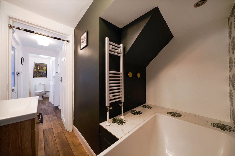 Kingsdown Road, London, N19