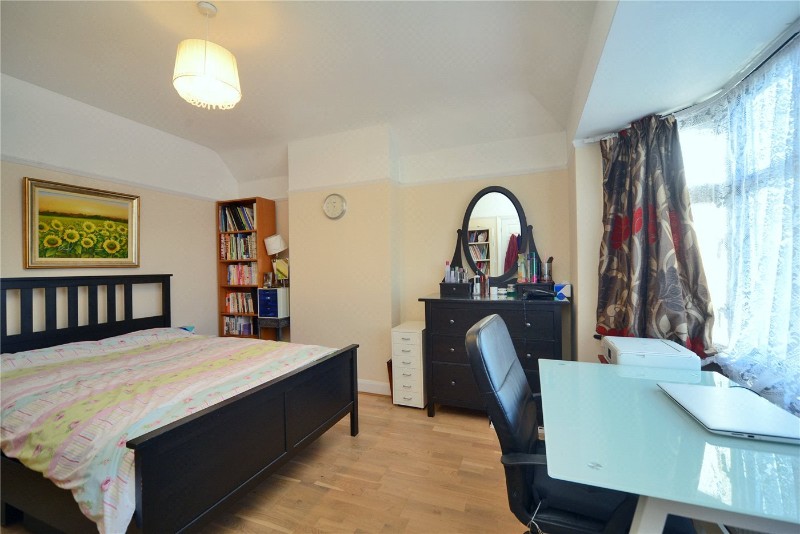 Hazlemere Gardens, Worcester Park, KT4