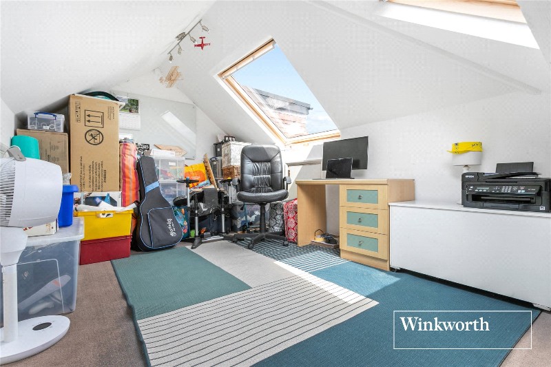 Woodfall Avenue, High Barnet, EN5