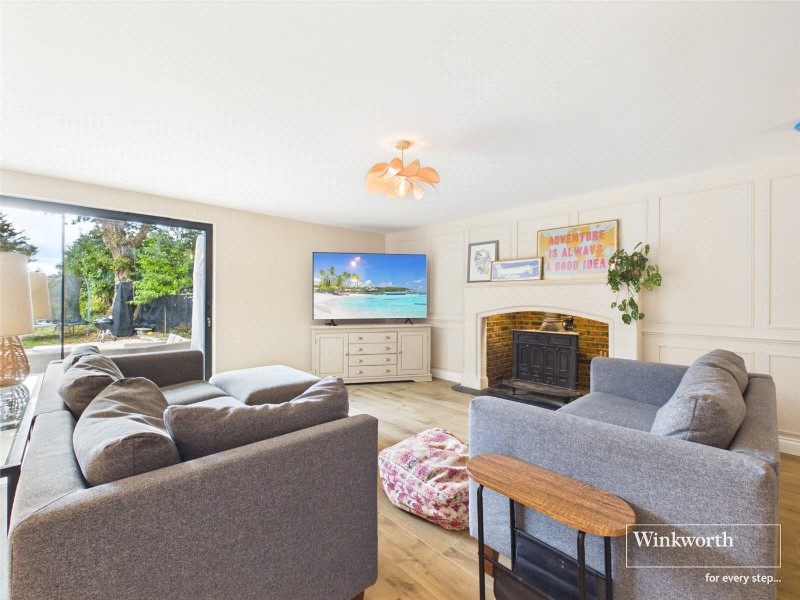Sandford Lane, Hurst, Reading, Berkshire, RG10