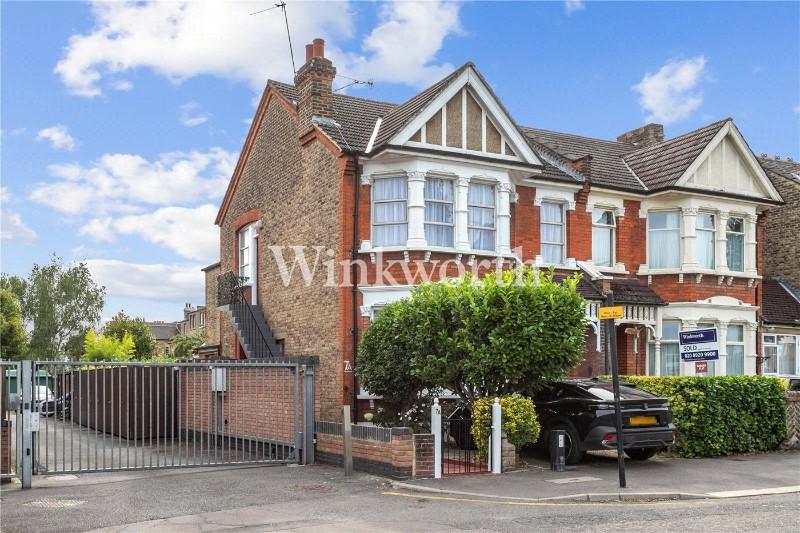 Fox Lane, London, N13