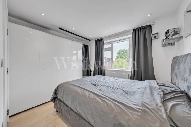 Hendon Way, London, NW2