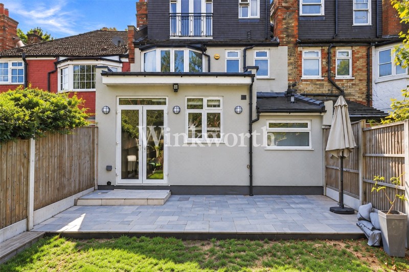 Woodberry Avenue, London, N21