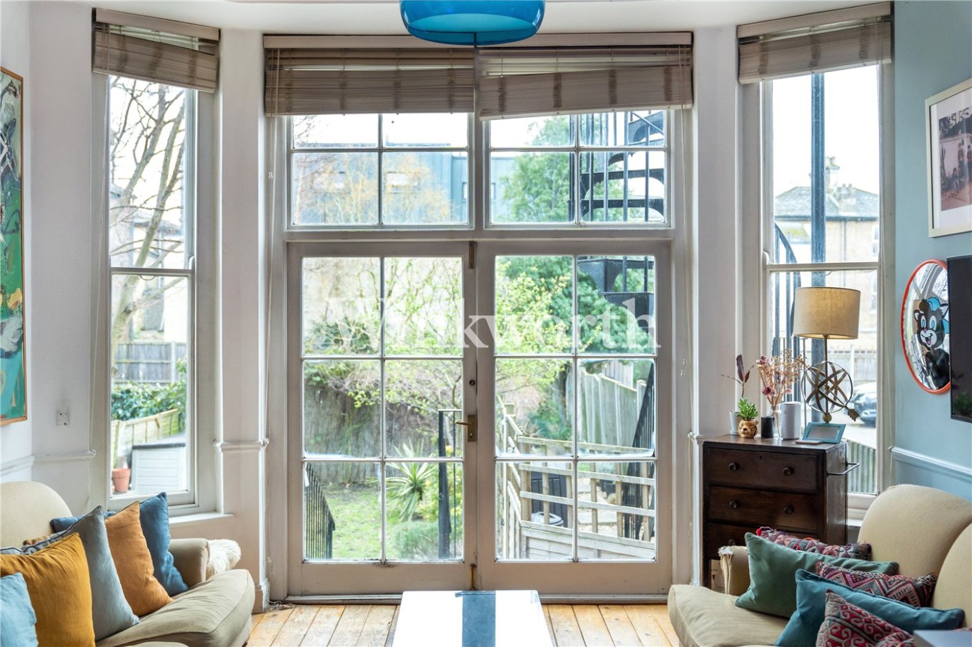 2 bedroom property for sale in Queens Drive, London, N4 (Ref HAR180615