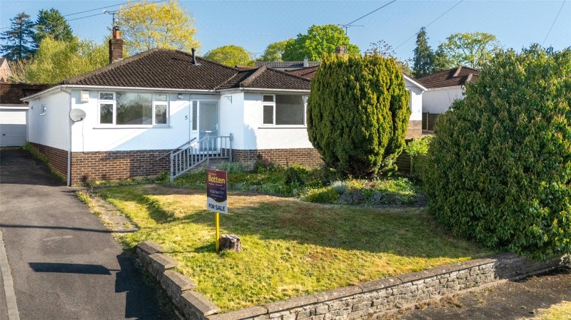 Lawns Close, Colehill, Wimborne, Dorset, BH21