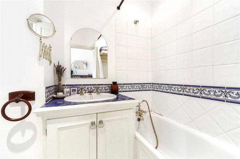 Gowan Avenue, London, SW6
