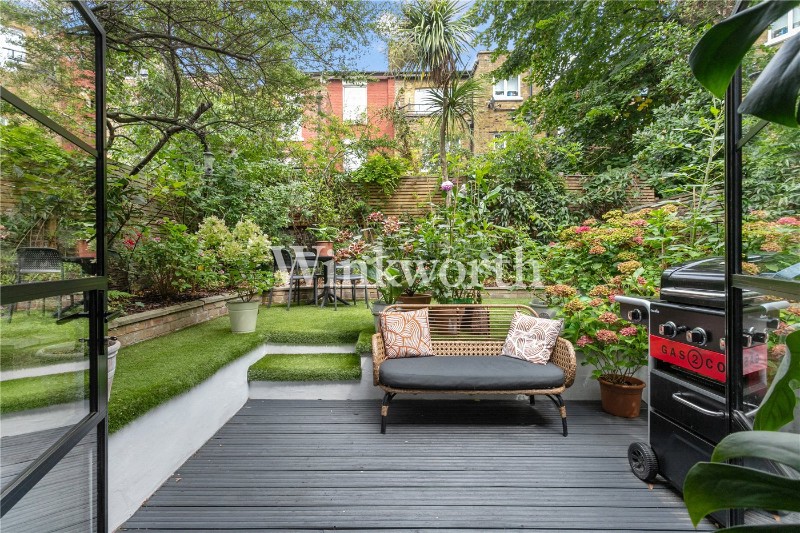 Finsbury Park Road, London, N4