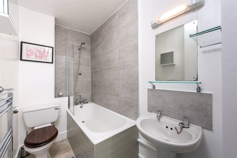 Winchester Street, London, SW1V