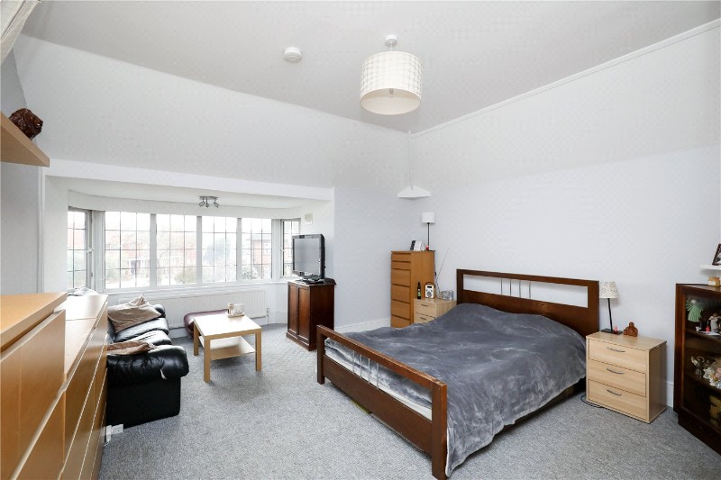 Lynton Road, London, W3