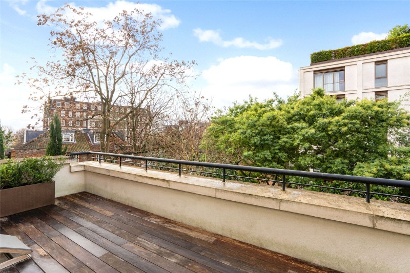 Thornwood Gardens, Kensington, London, W8