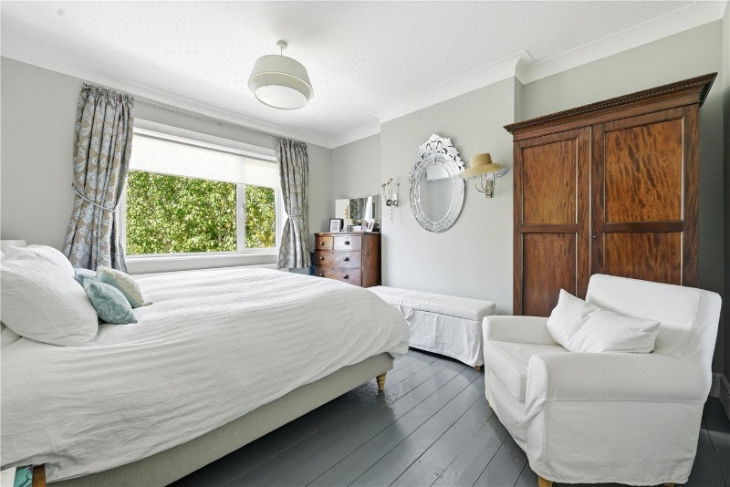 College Road, London, NW10