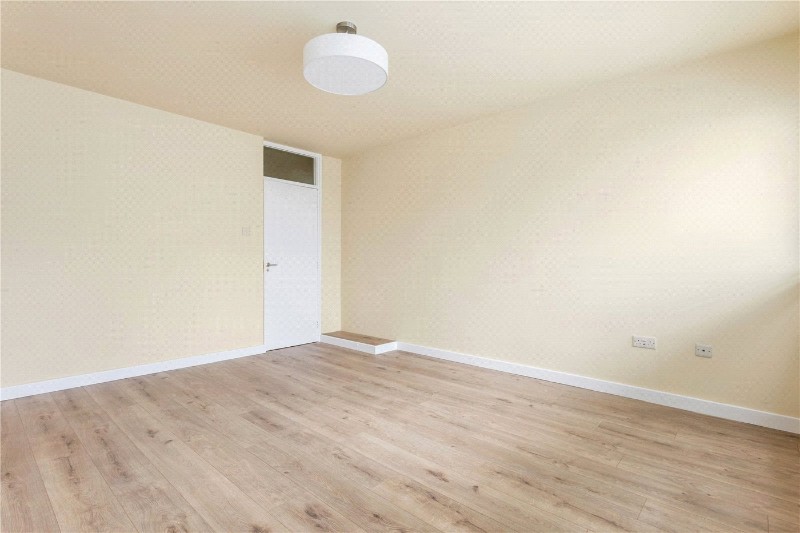 Sidney Street, London, E1