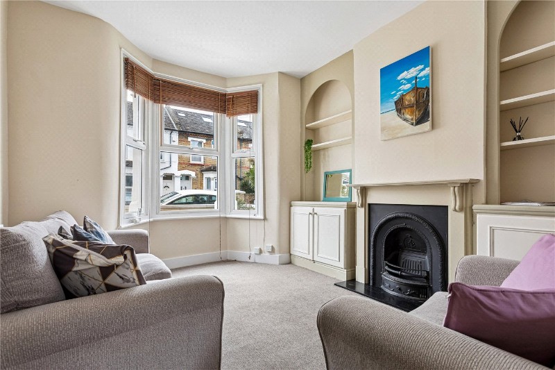 Graveney Road, London, SW17