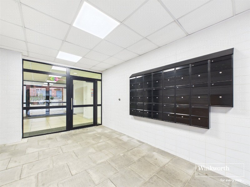 Zenith Close, London, NW9