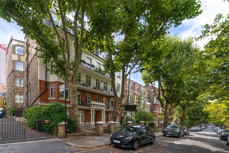 Maida Avenue, London, W2
