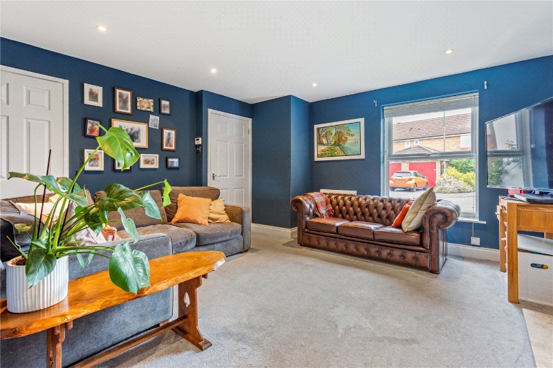 Hadleigh Close, London, SW20