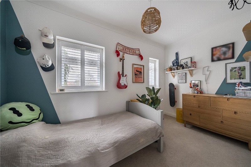 Roman Way, Farnham, Surrey, GU9