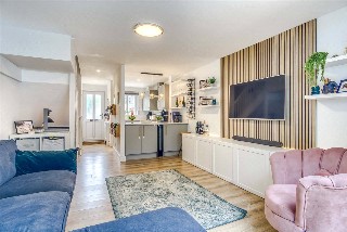 Doulton Gardens, Poole, Dorset, BH14